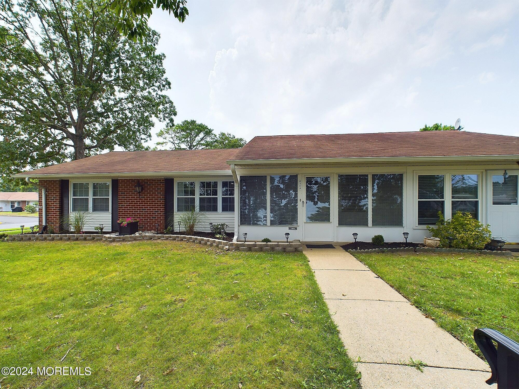 830A Dumbarton Drive