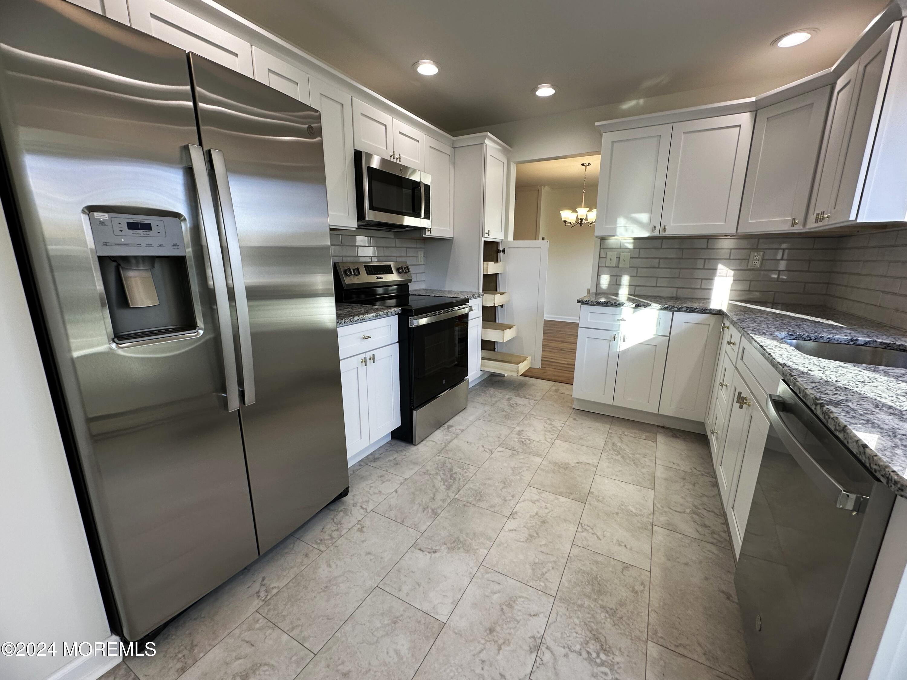609B Devonshire Lane