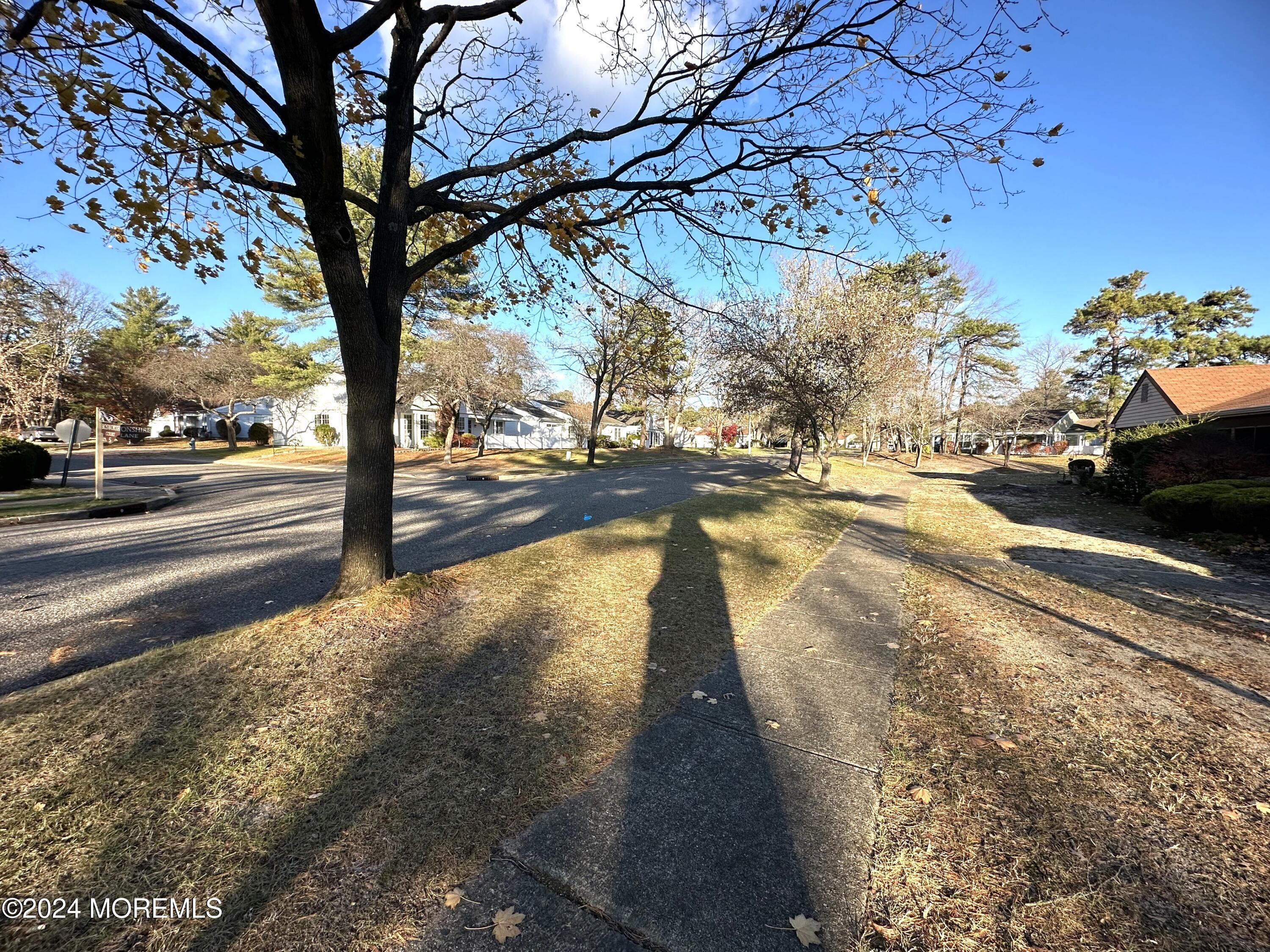 609B Devonshire Lane