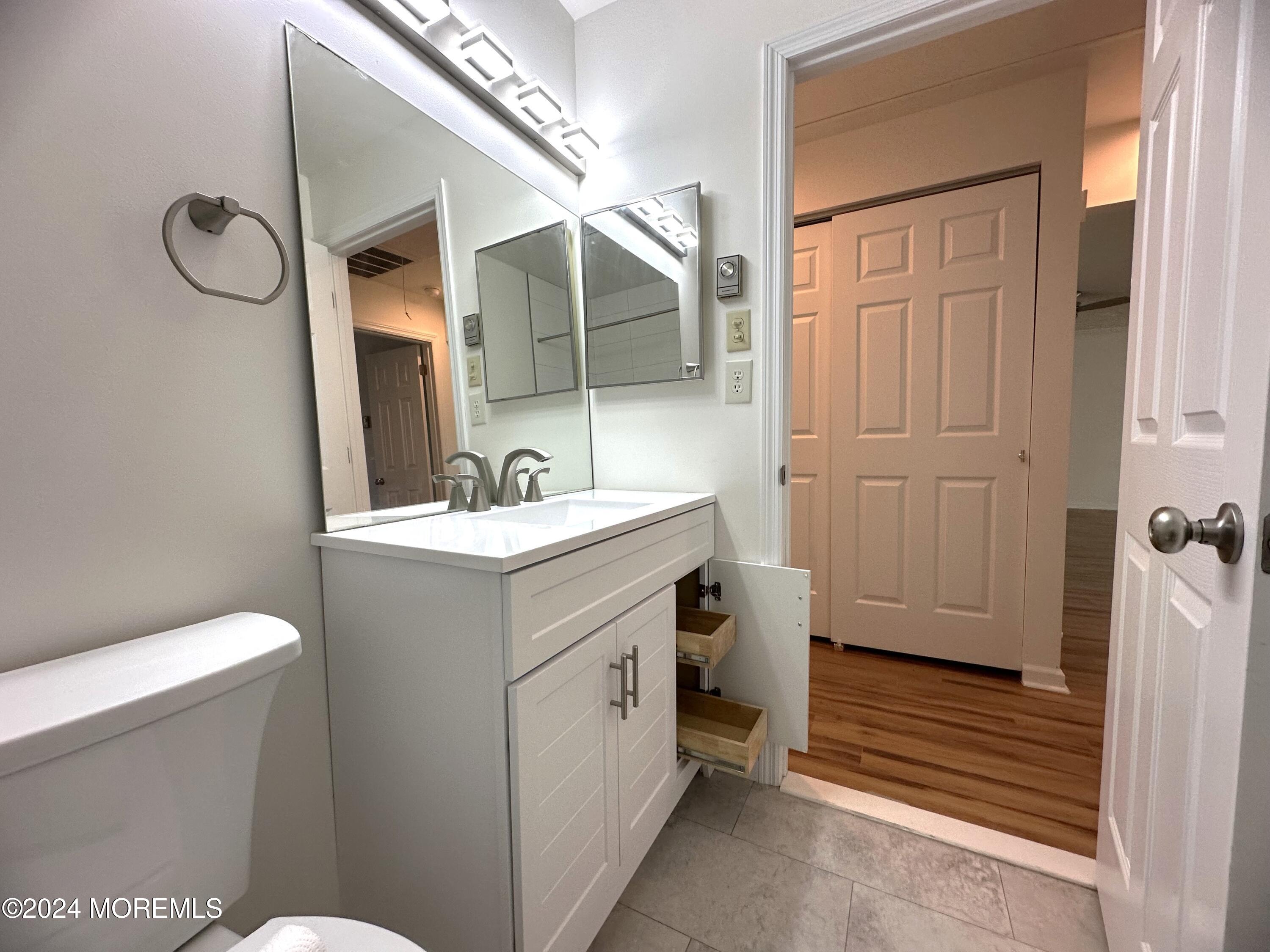 609B Devonshire Lane
