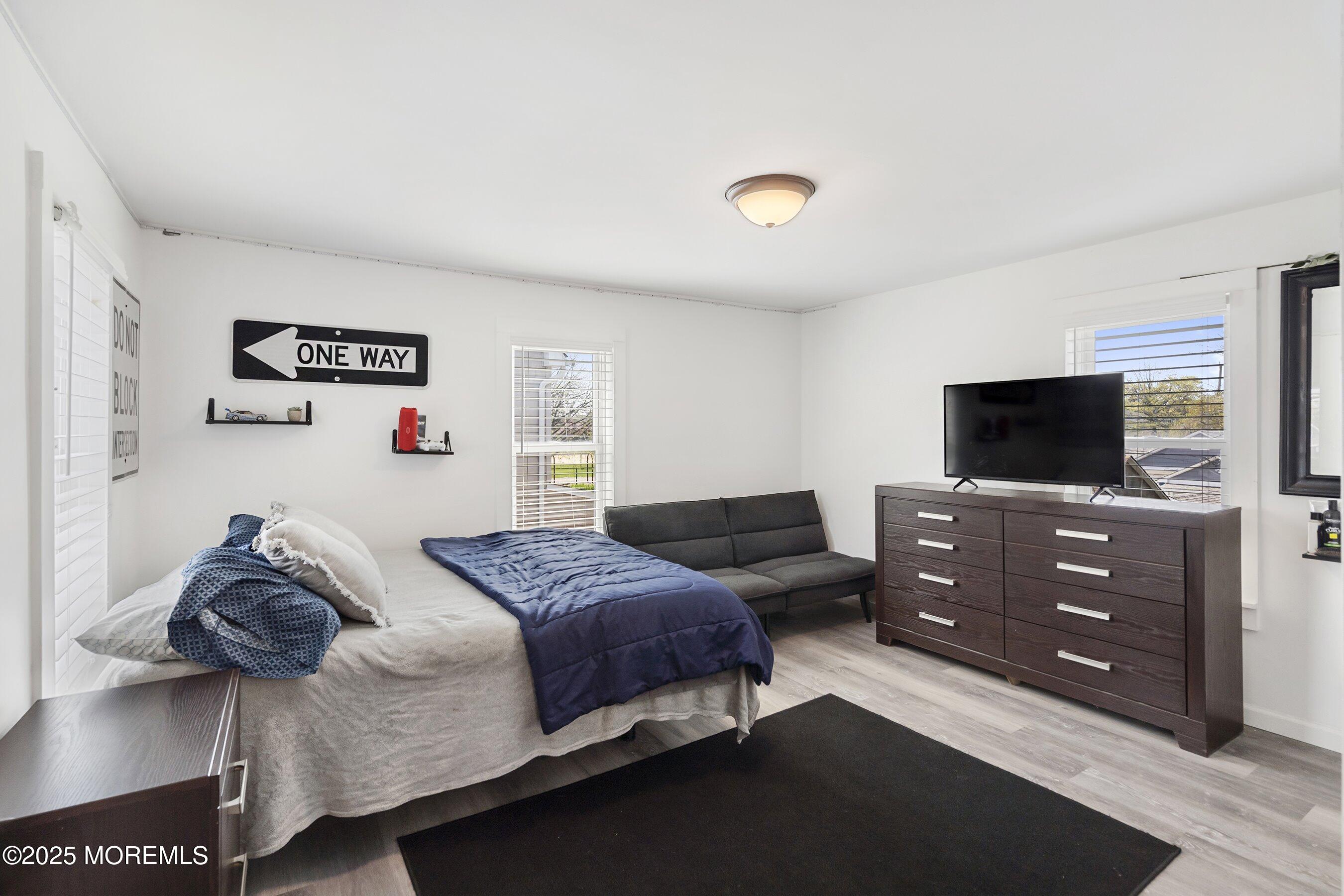 1030 Ocean Road