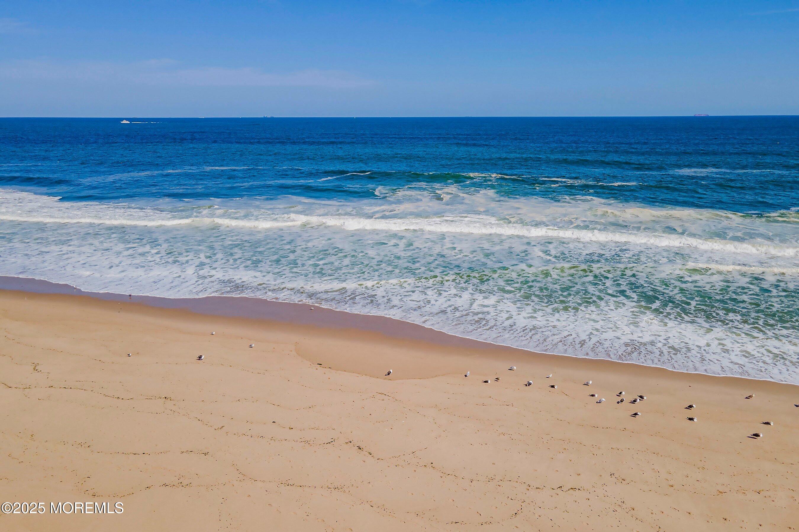 1030 Ocean Road