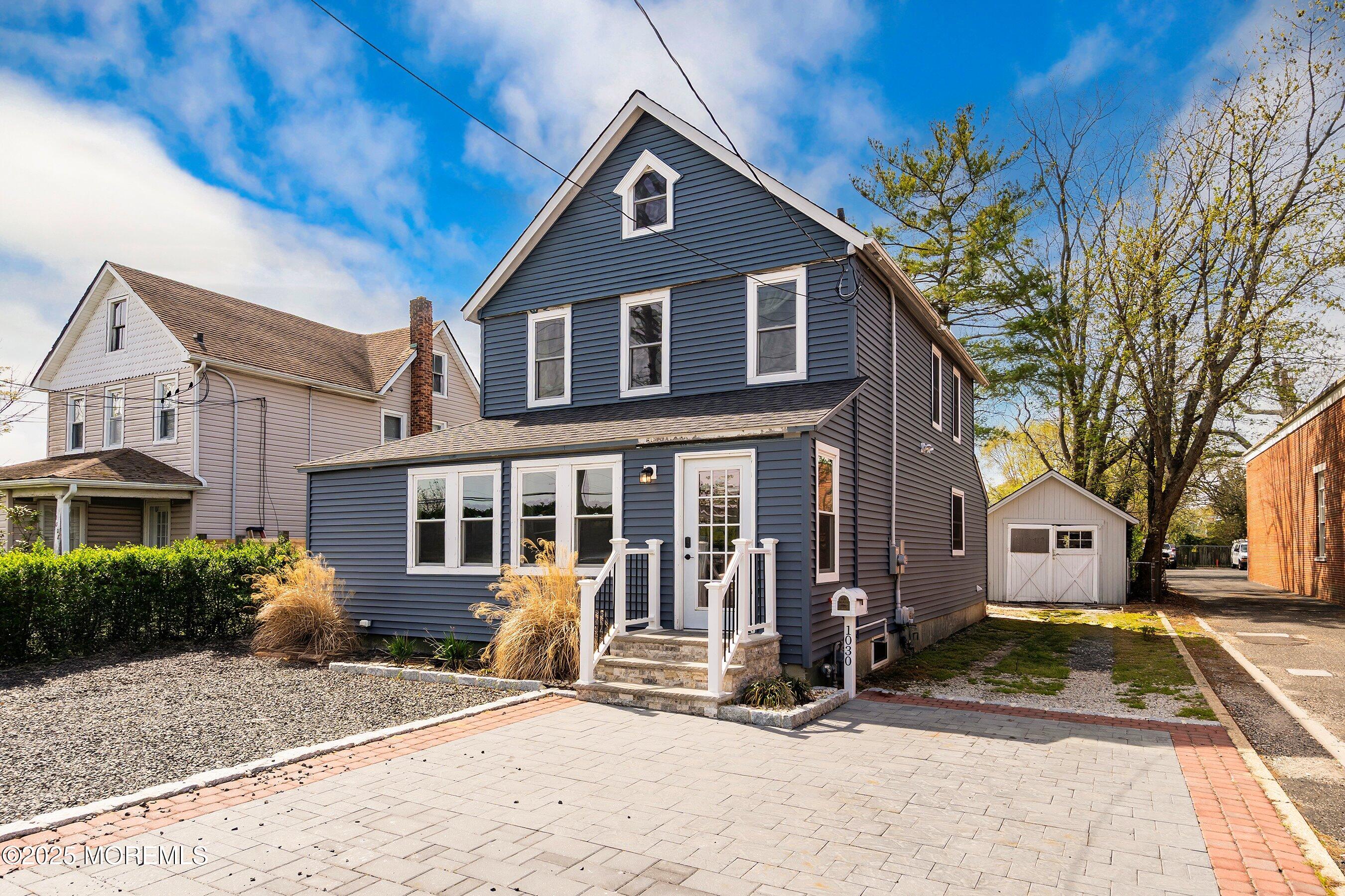 1030 Ocean Road