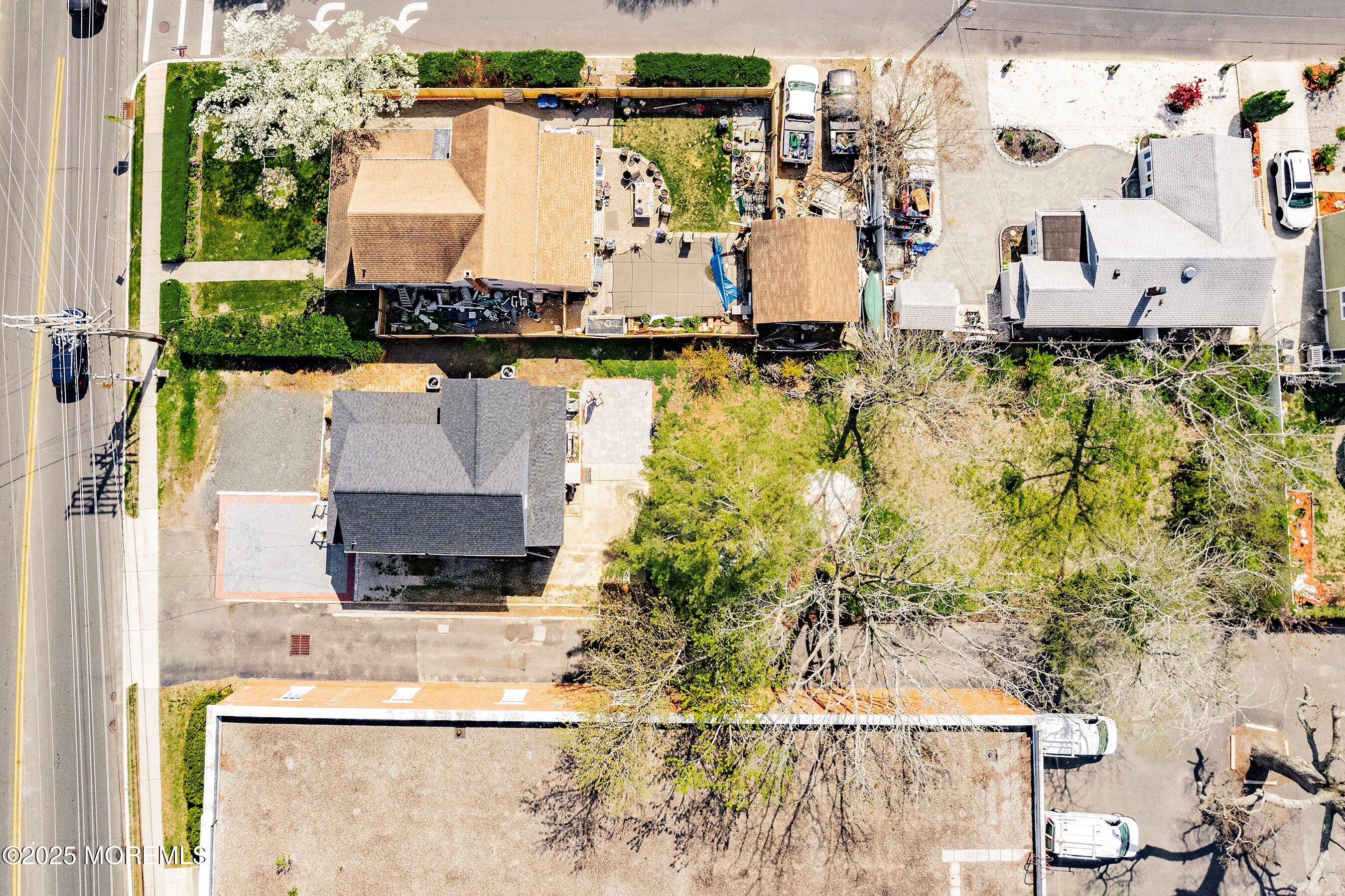 1030 Ocean Road