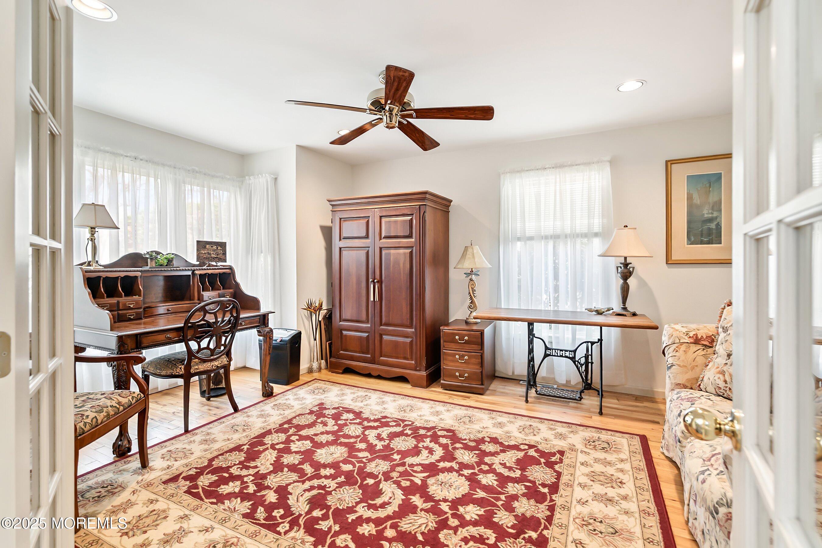 115 N Lakeshore Drive