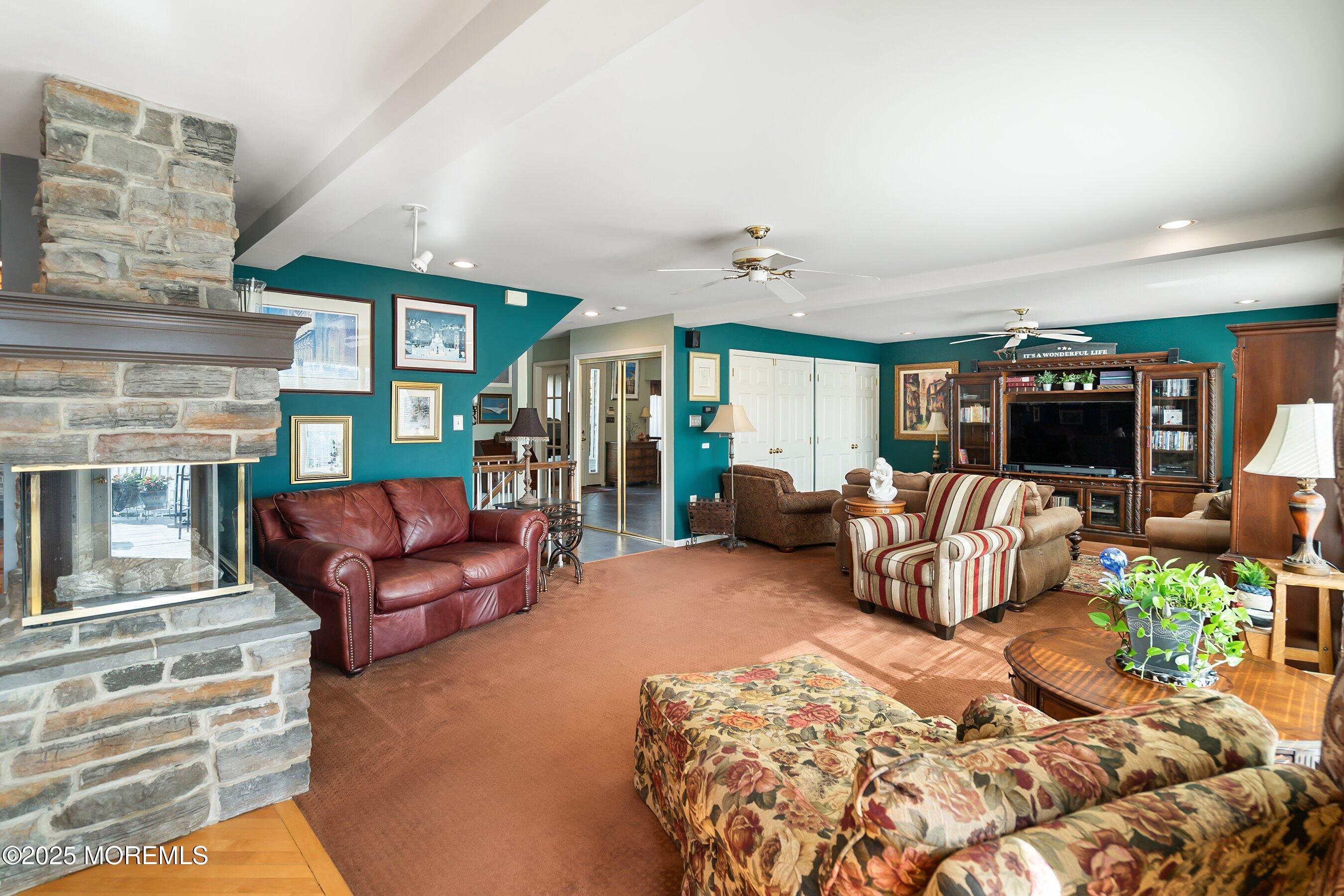 115 N Lakeshore Drive