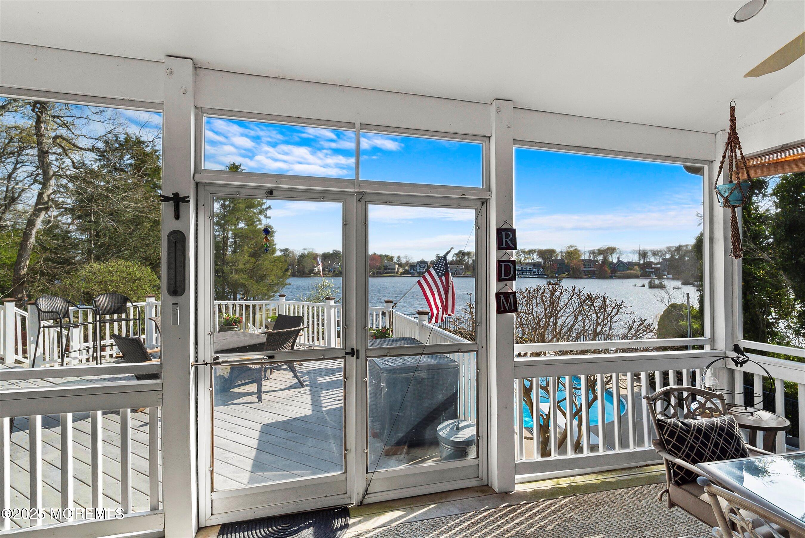 115 N Lakeshore Drive