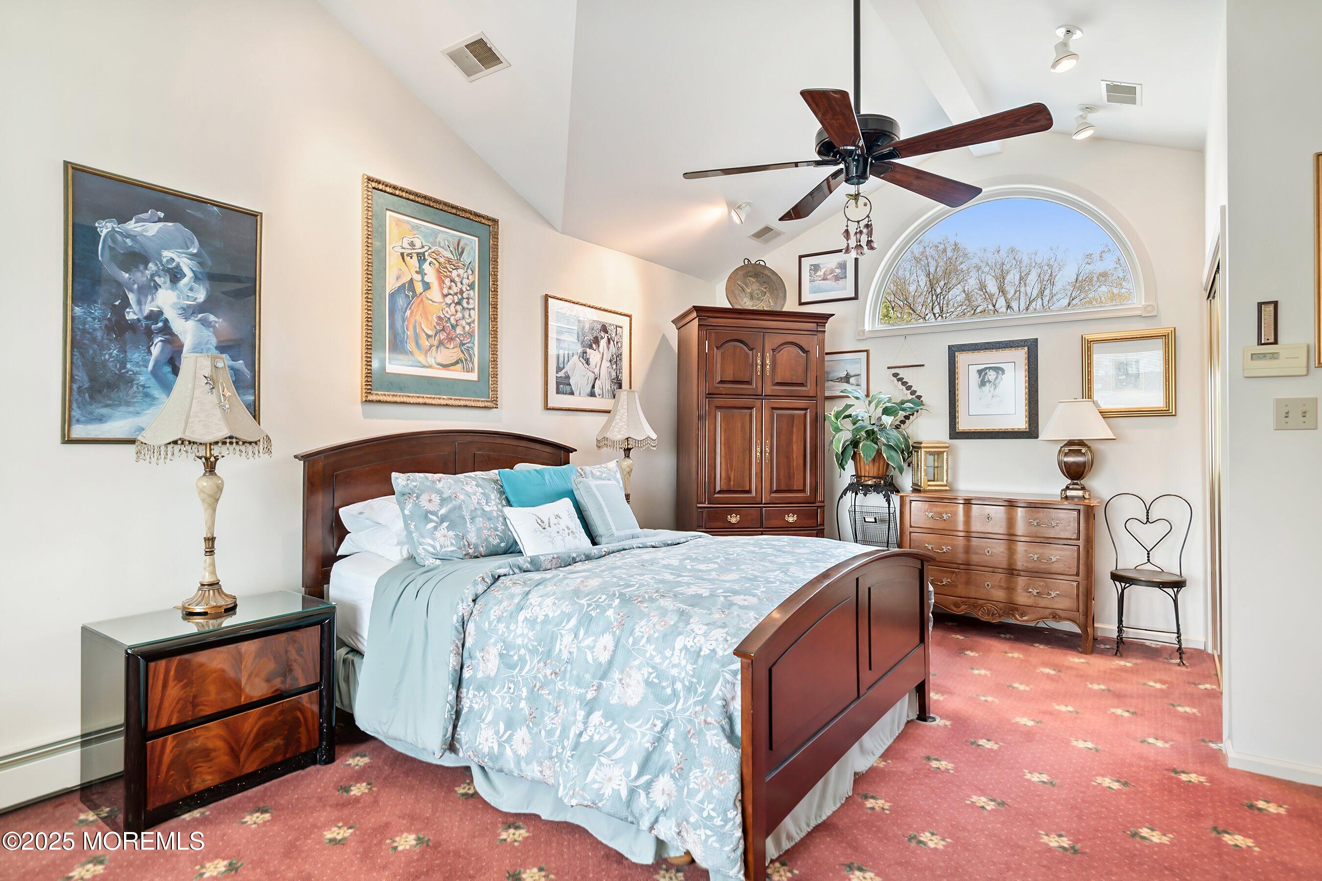 115 N Lakeshore Drive