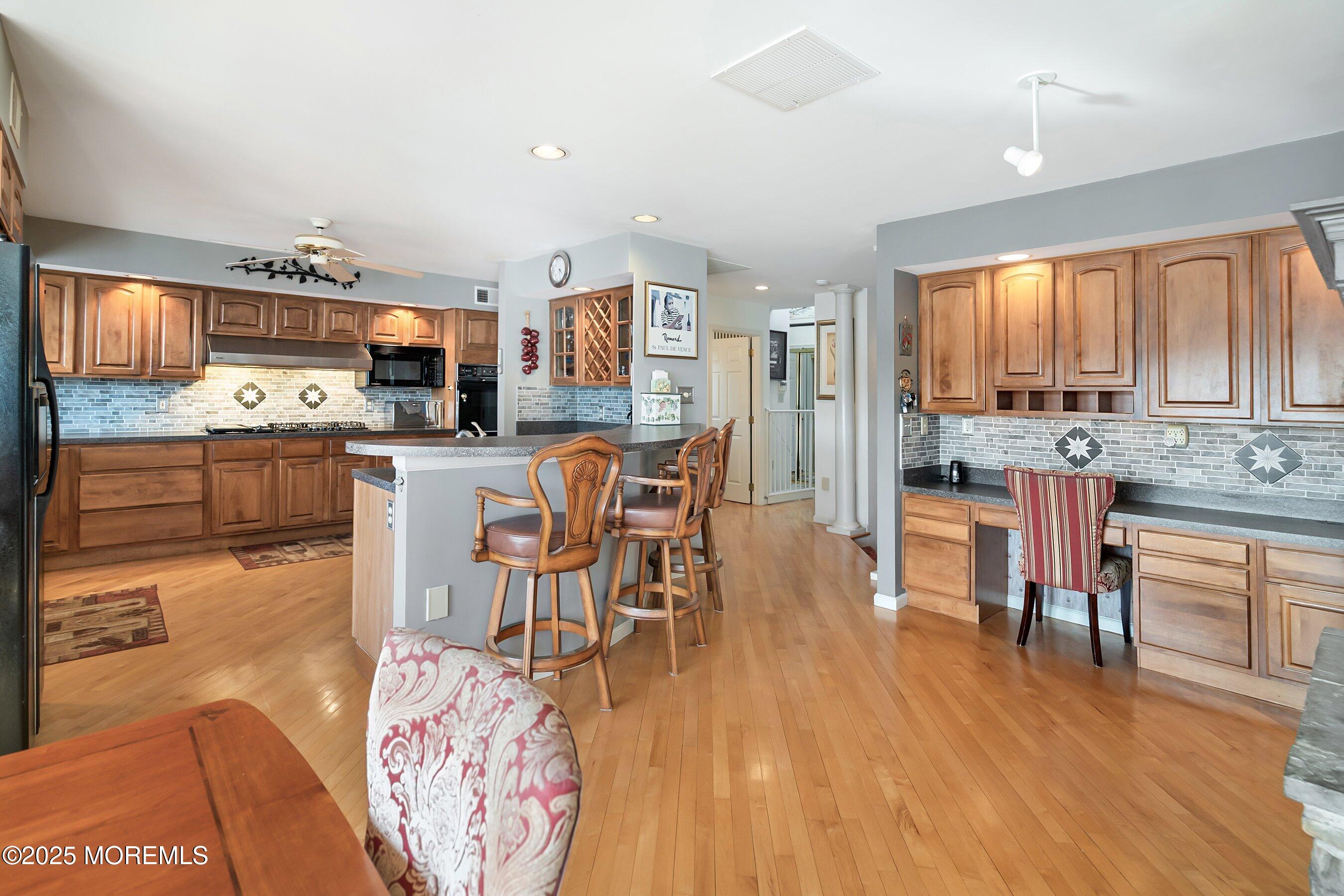 115 N Lakeshore Drive