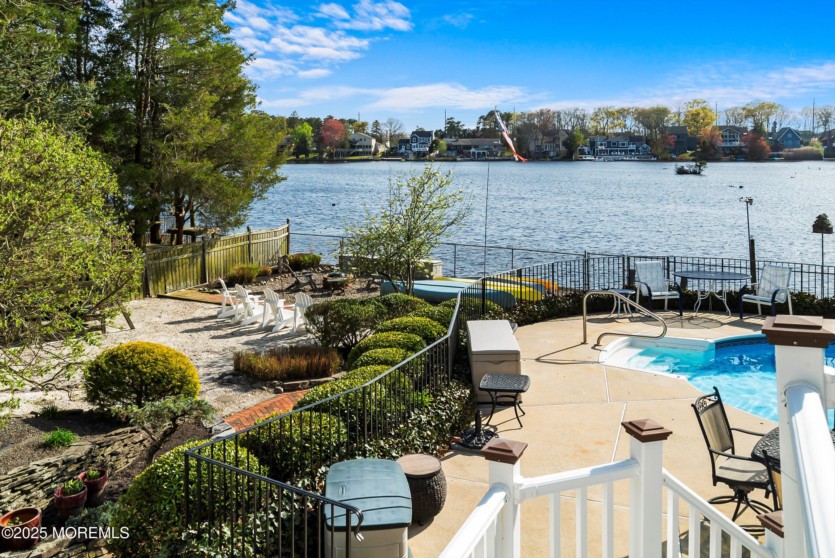 115 N Lakeshore Drive