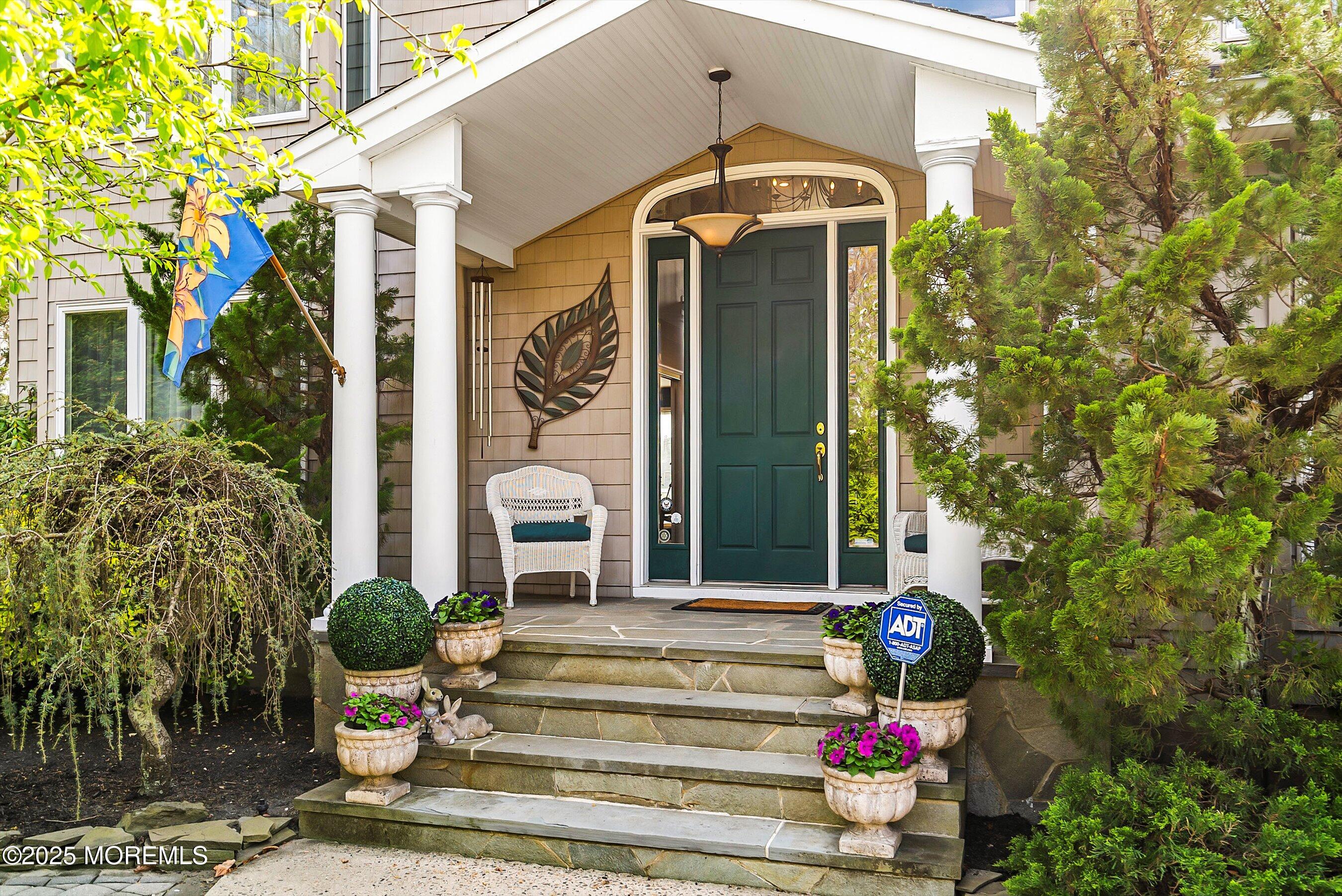 115 N Lakeshore Drive