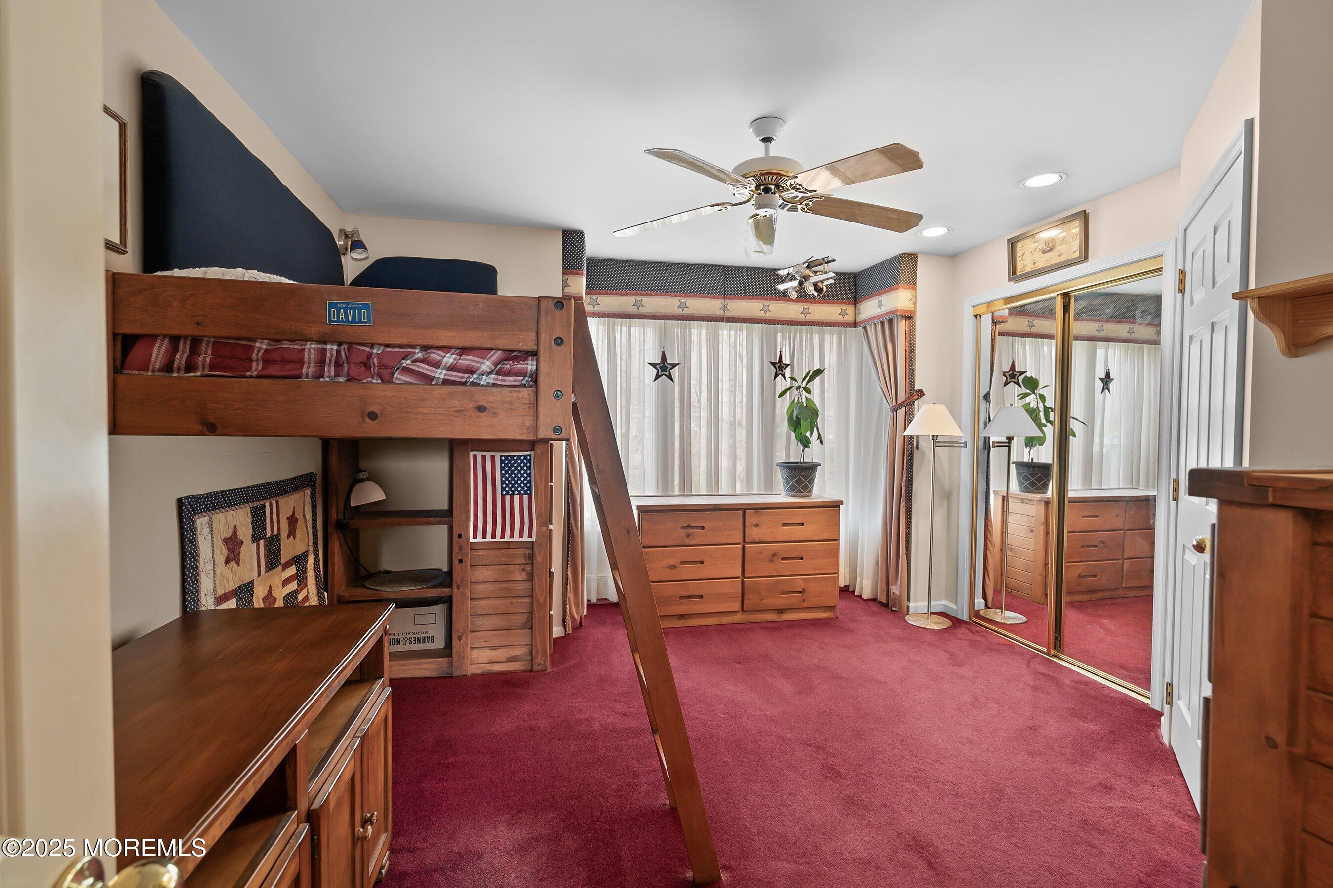 115 N Lakeshore Drive