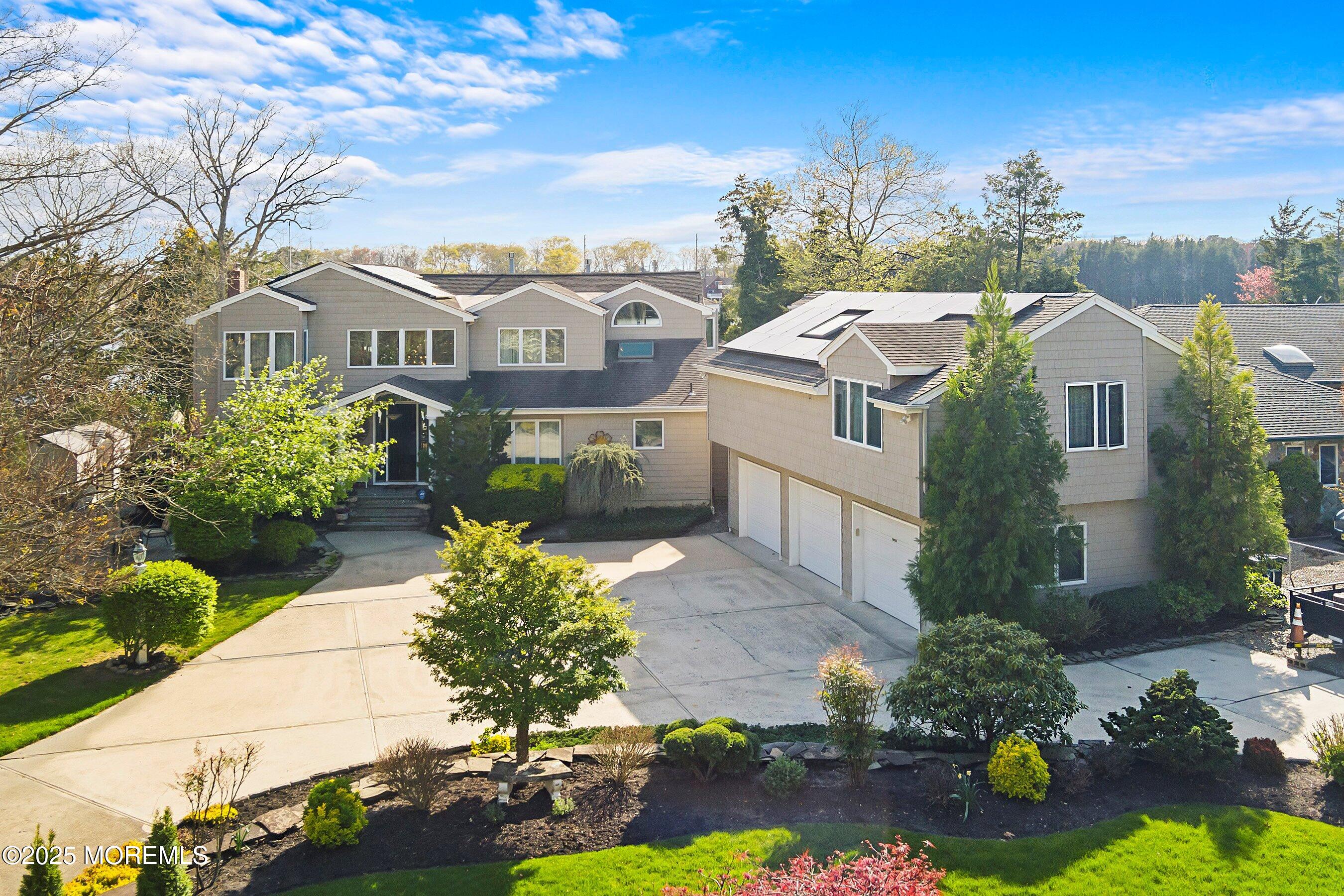 115 N Lakeshore Drive