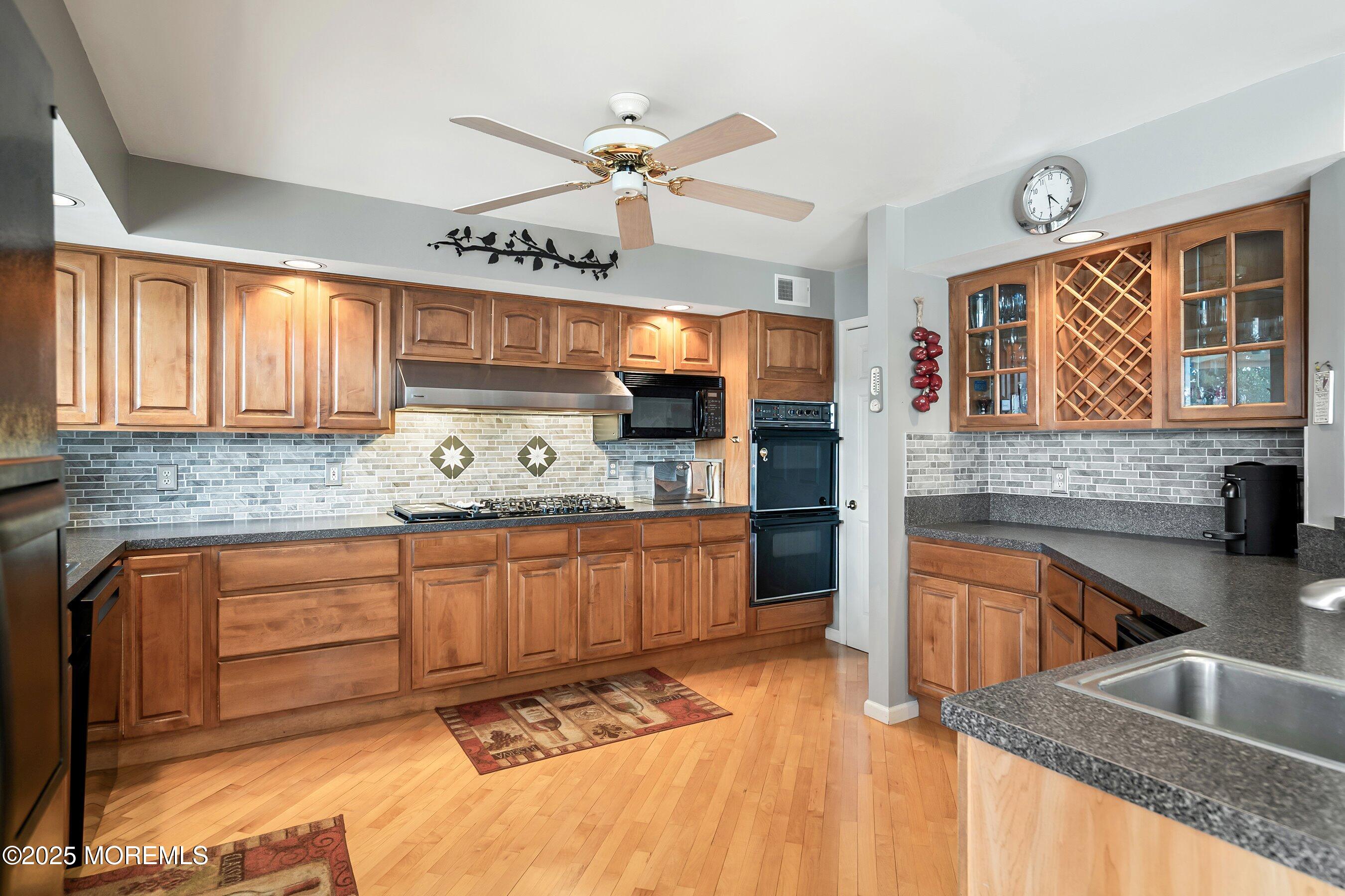 115 N Lakeshore Drive