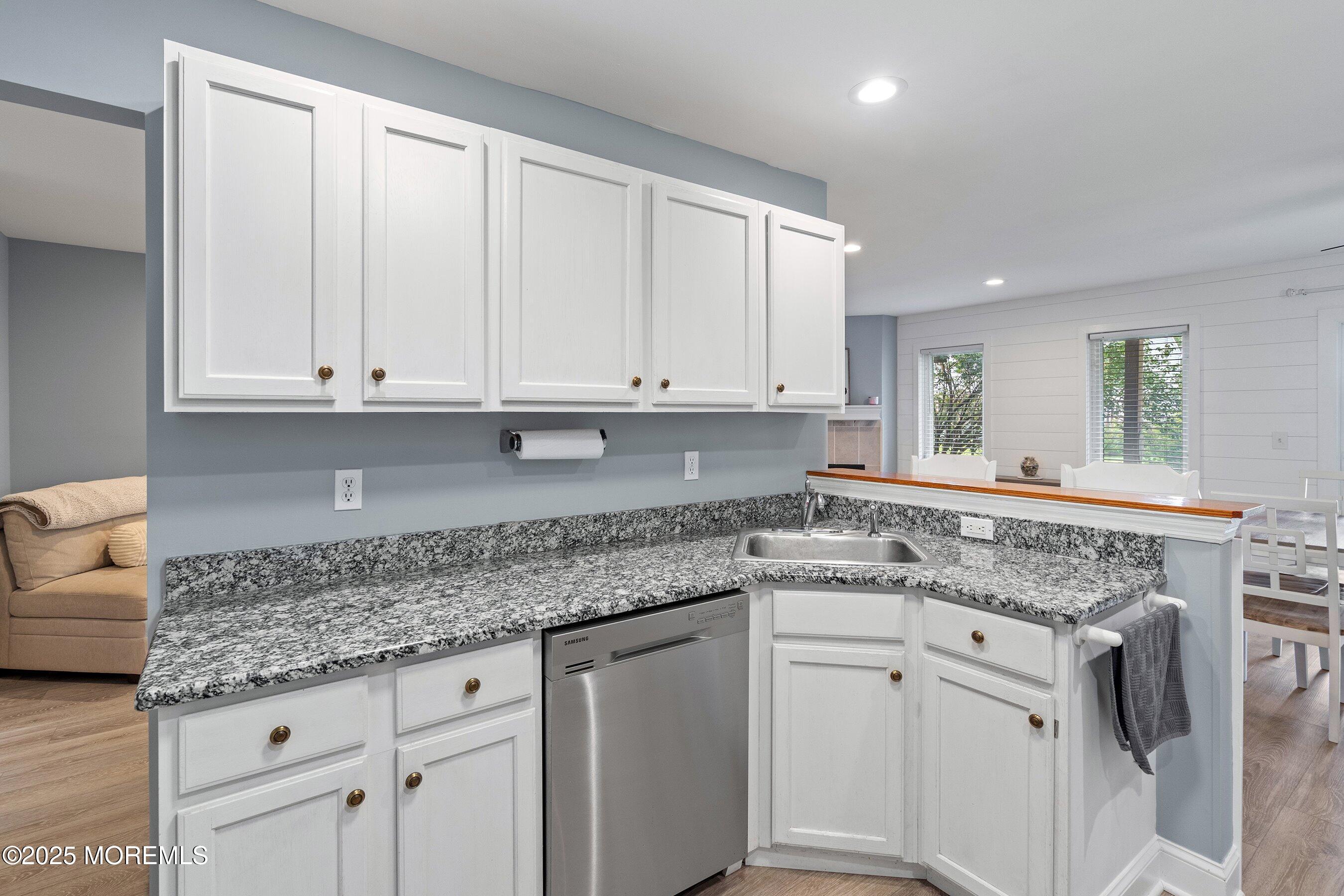 13 Bayview Court