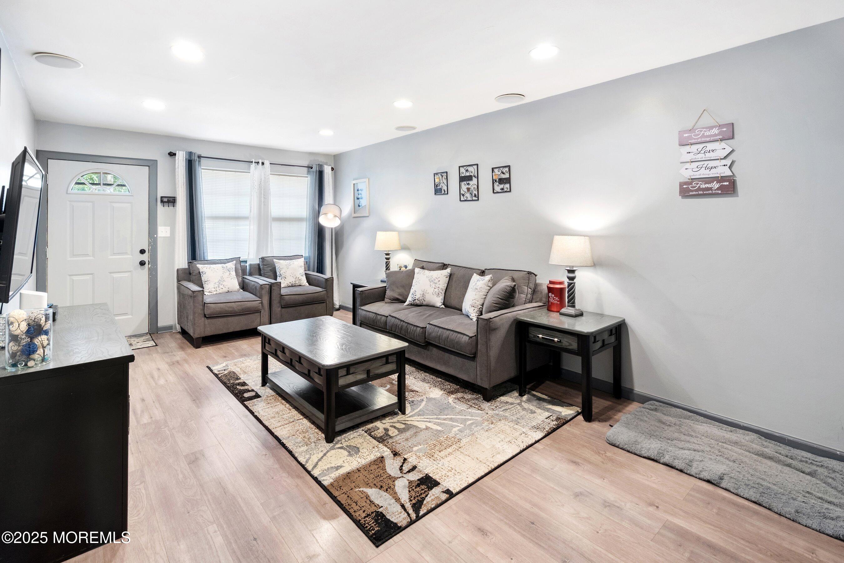 576 Labanna Court