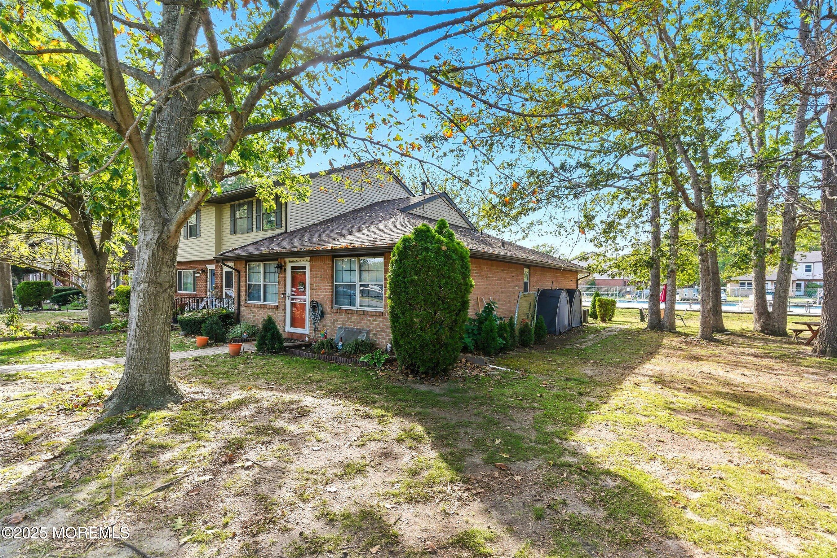 576 Labanna Court