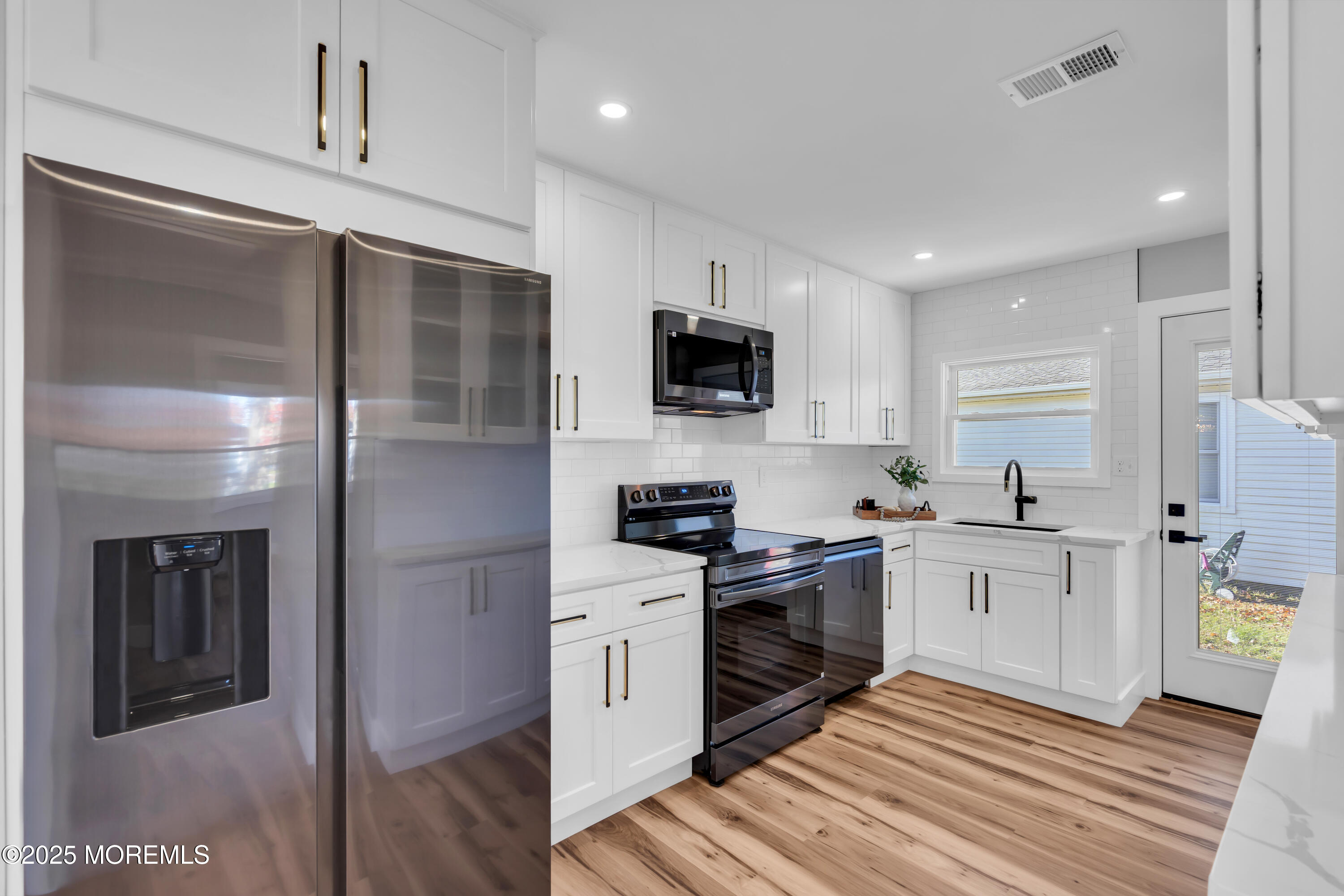 17 Palmetto Point Street