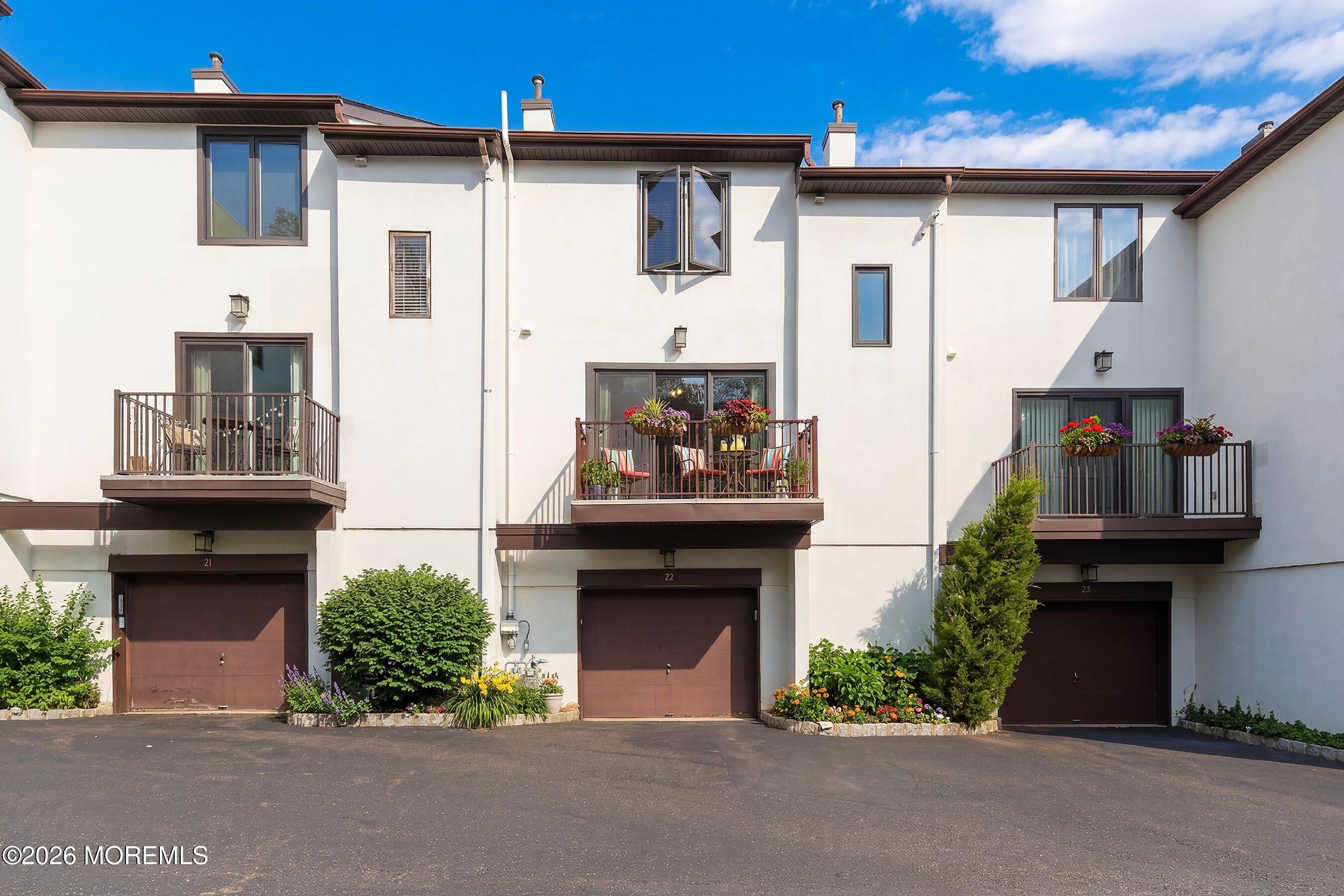 22 Tower Hill Drive 1011