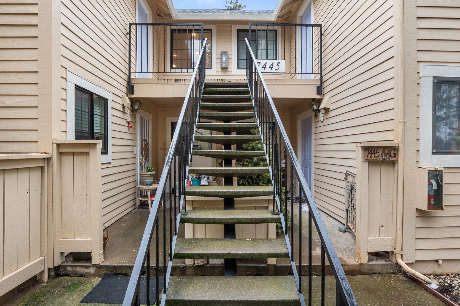 7445 Auburn Oaks Ct #F