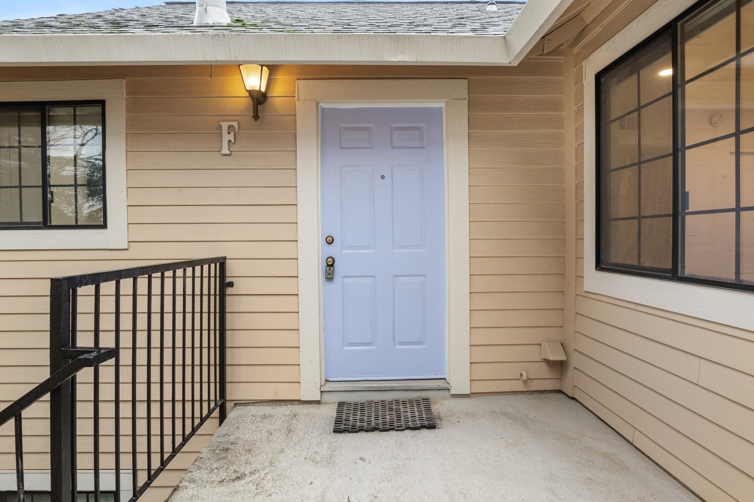 7445 Auburn Oaks Ct #F