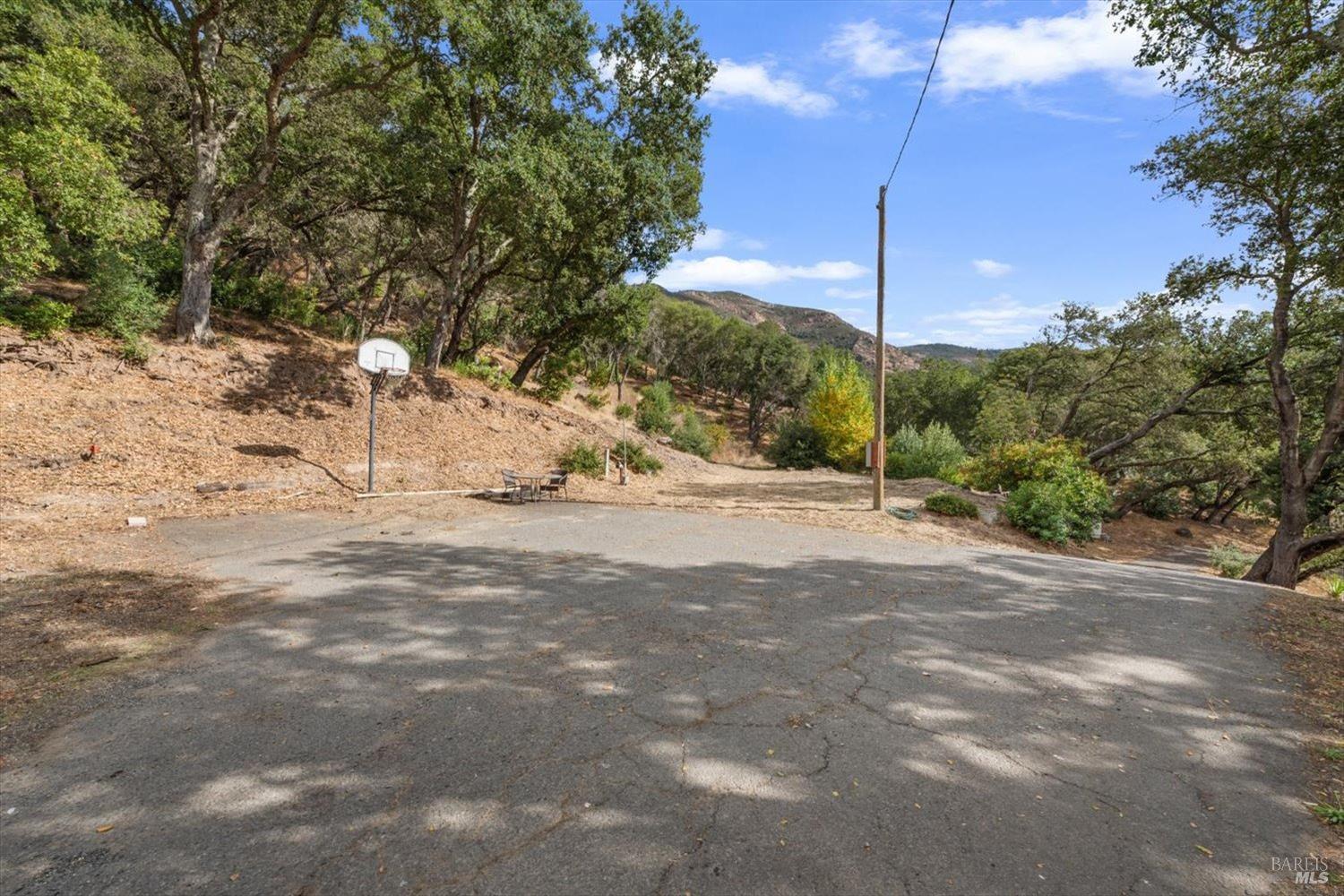 1135 Mount George Avenue