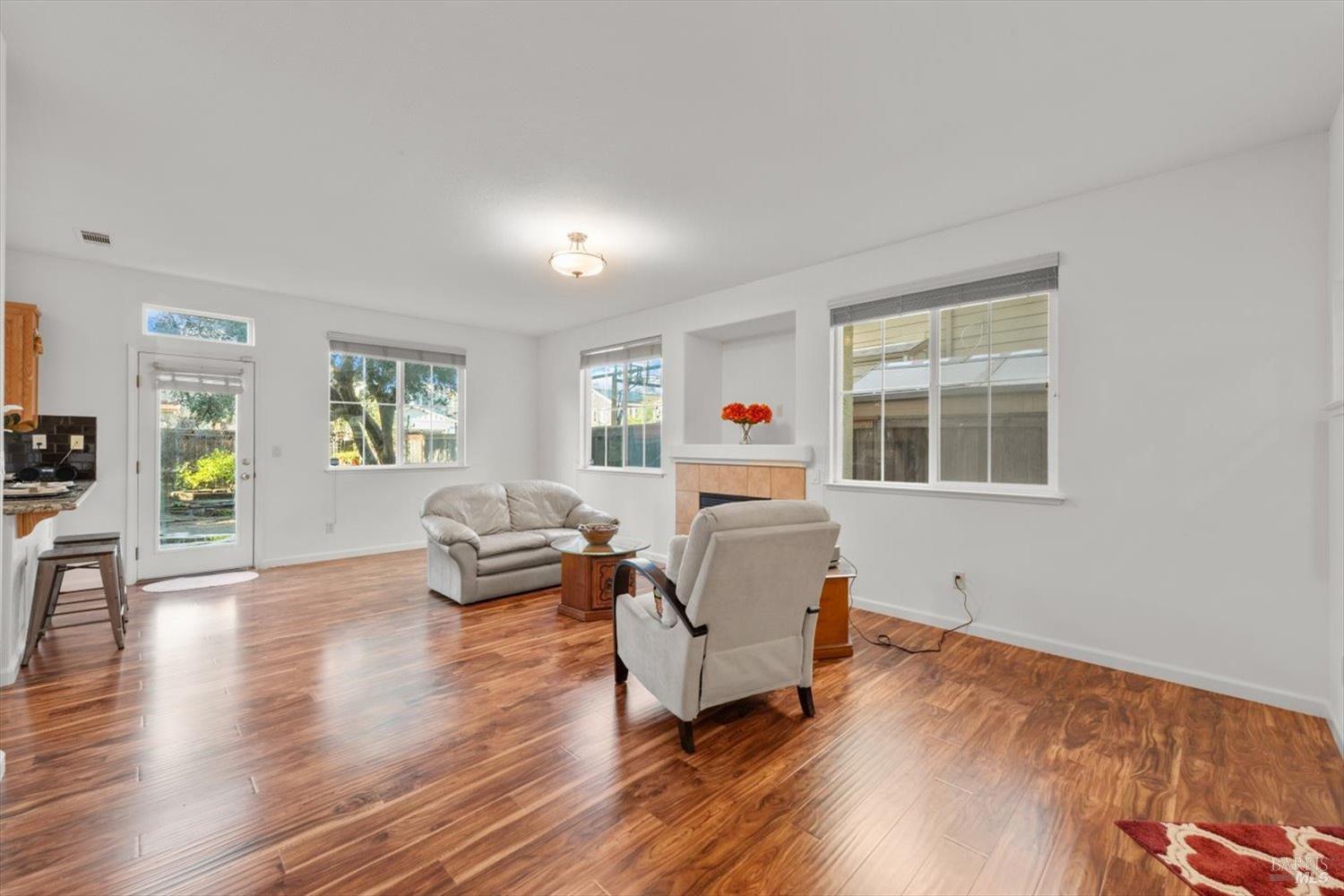 2512 Bickford Circle