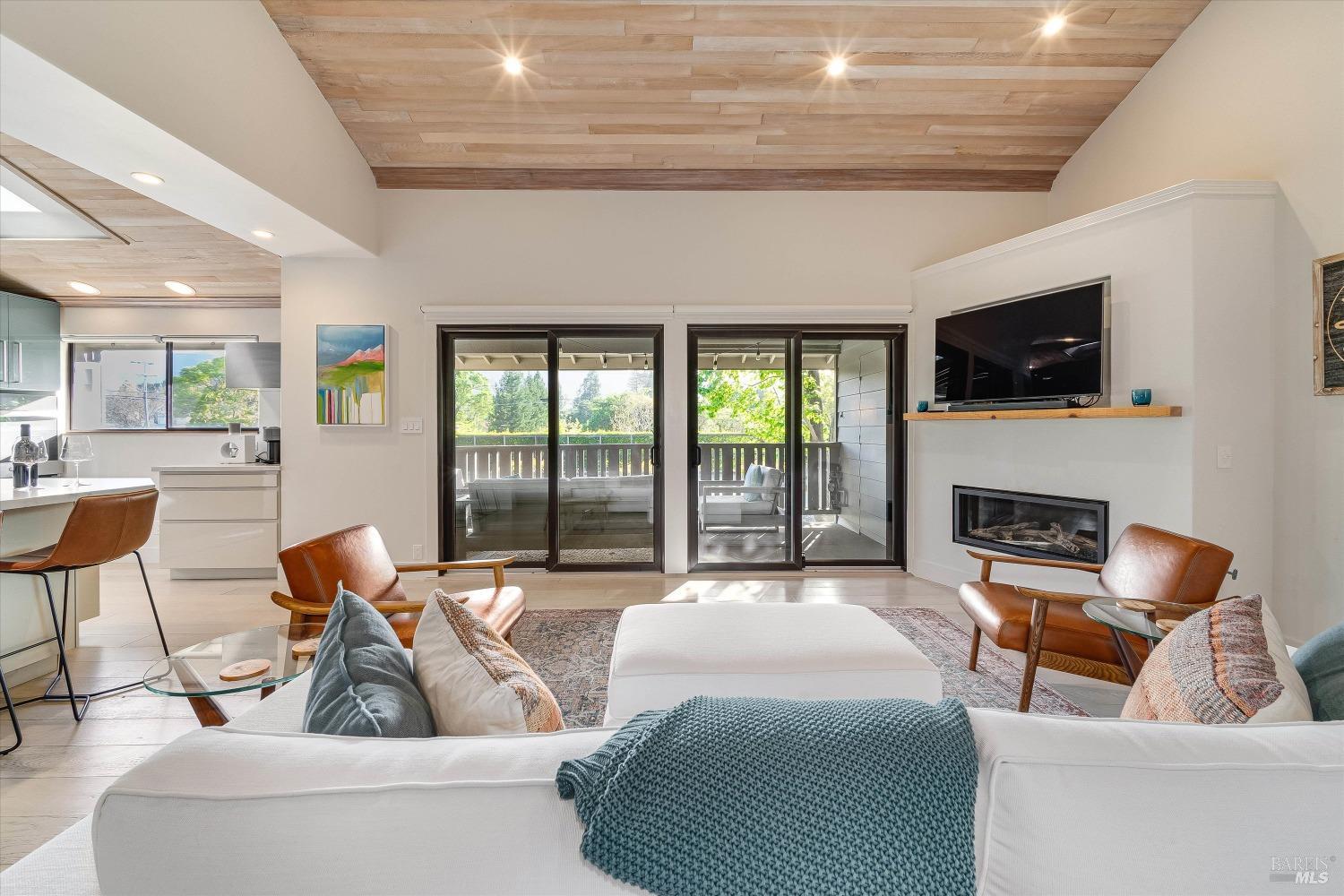 1990 Yountville Cross Rd