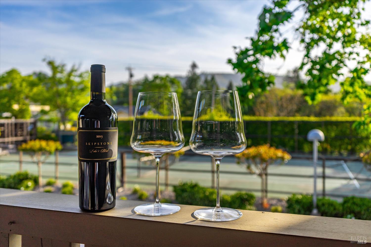 1990 Yountville Cross Rd