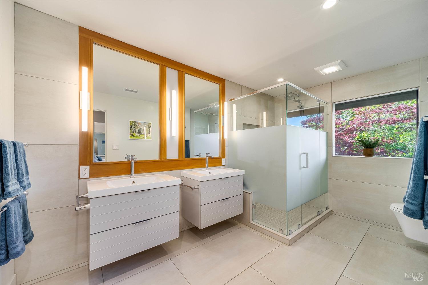 1990 Yountville Cross Rd