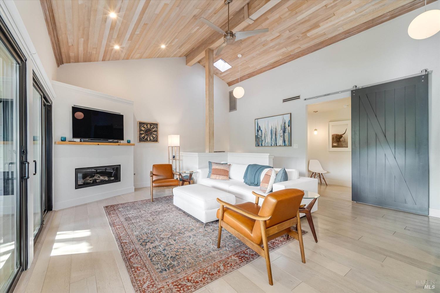 1990 Yountville Cross Rd