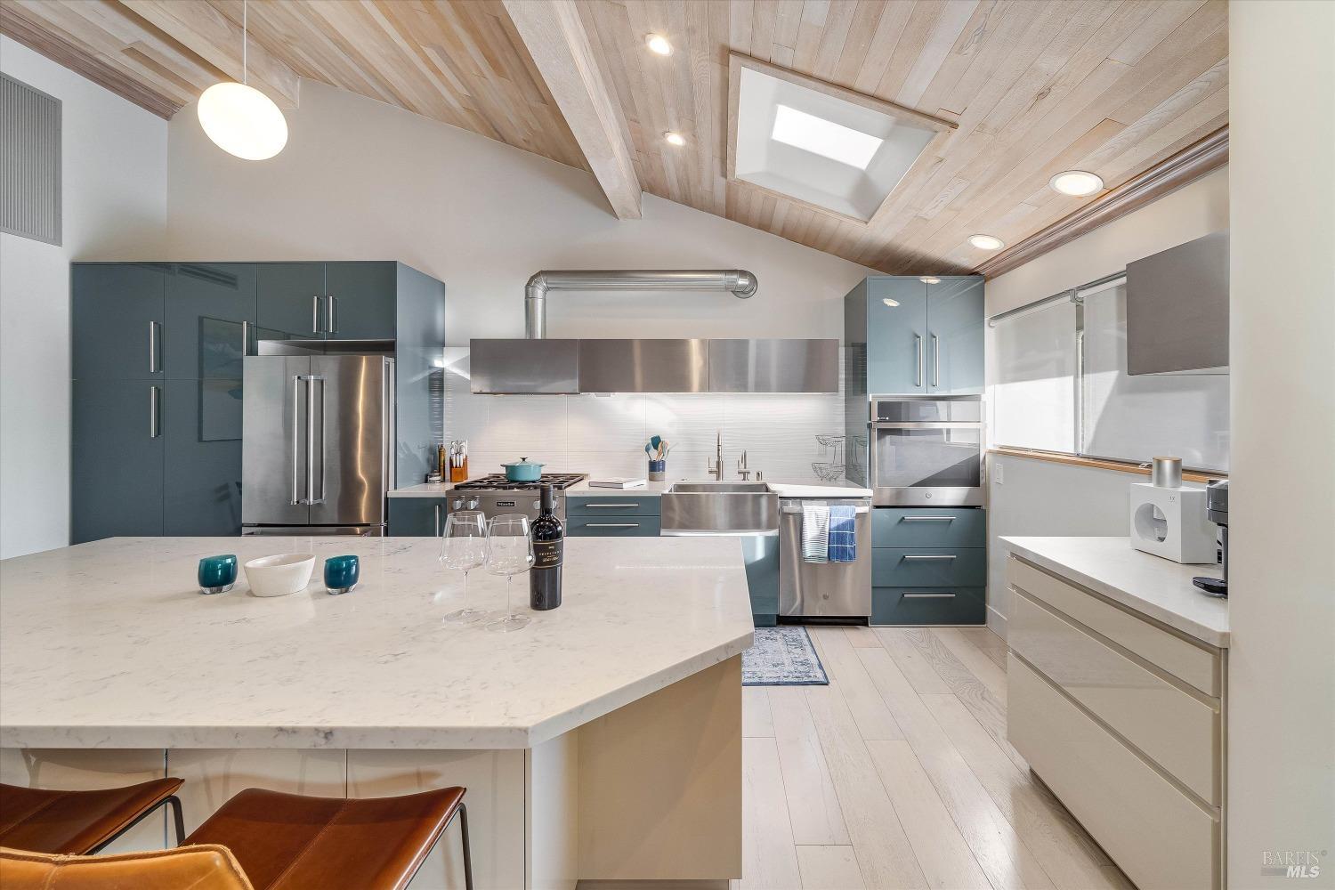 1990 Yountville Cross Rd