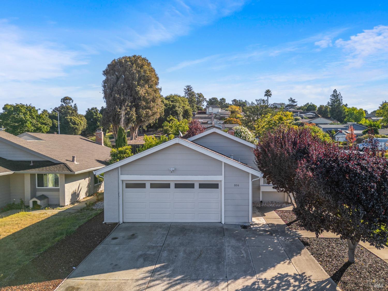 804 Coral Ridge Cir