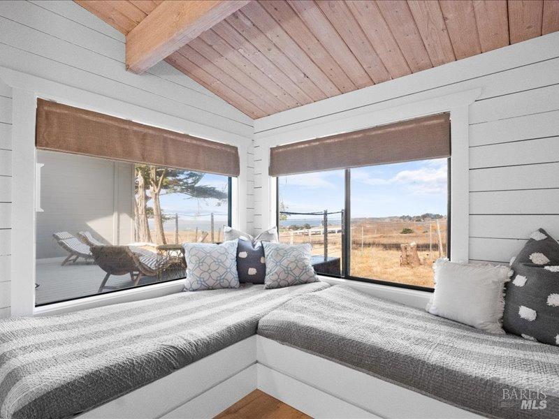 221 Calle del Sol Dr