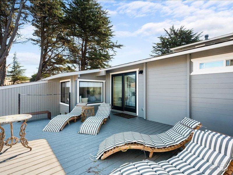 221 Calle del Sol Dr