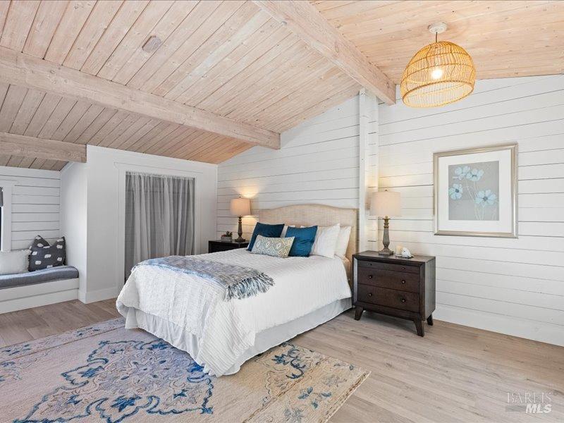 221 Calle del Sol Dr