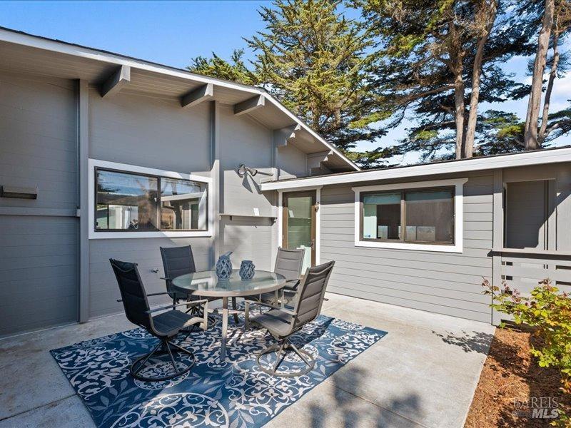 221 Calle del Sol Dr