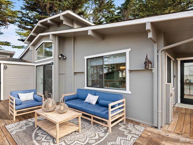 221 Calle del Sol Dr