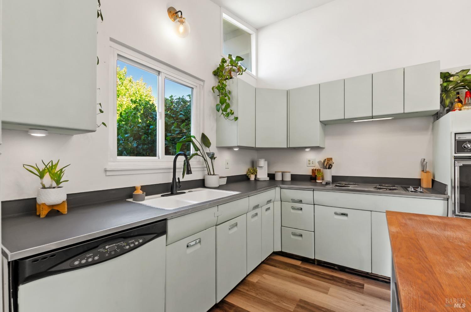 1415 NW El Capitan Way