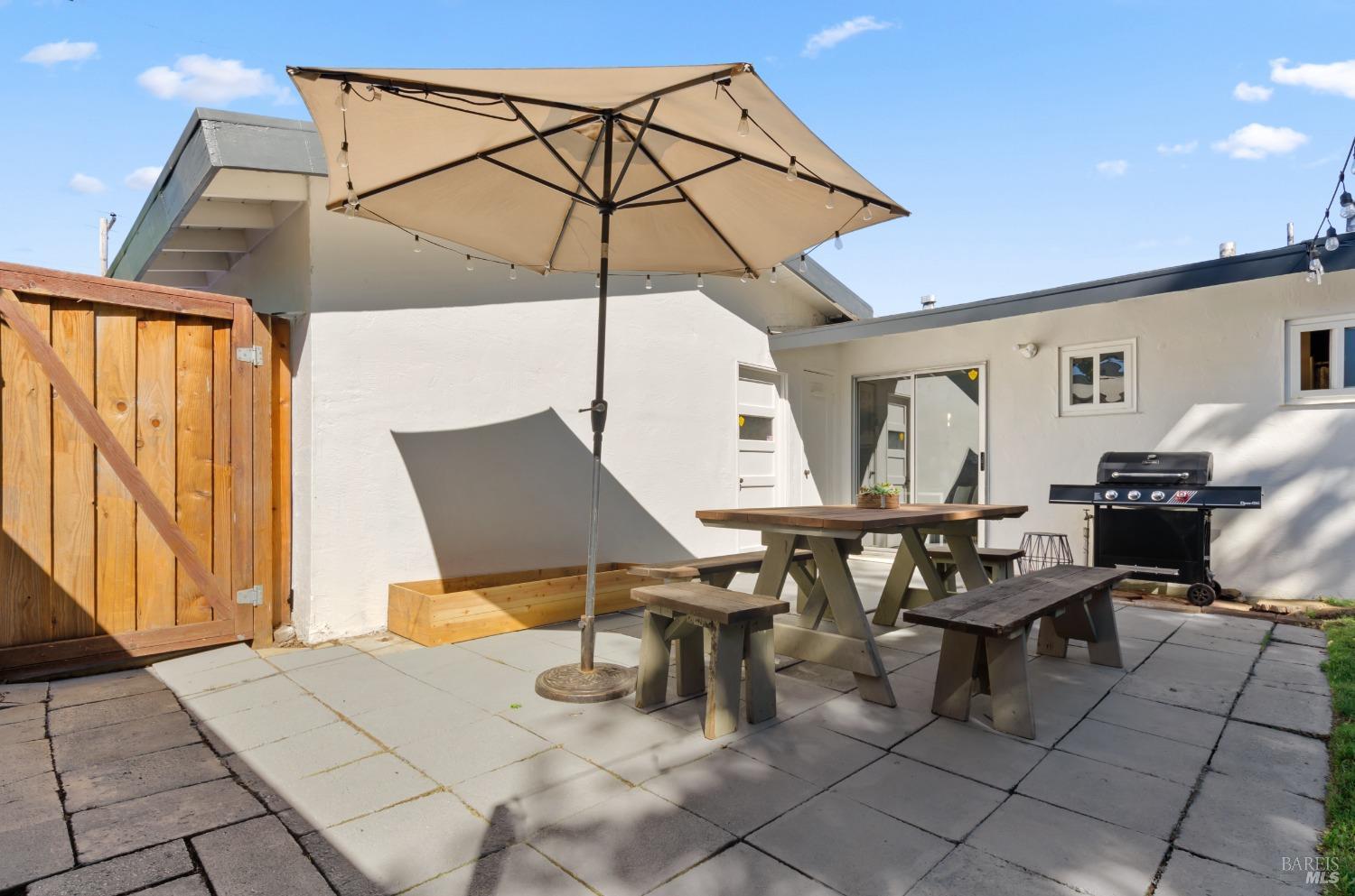 1415 NW El Capitan Way