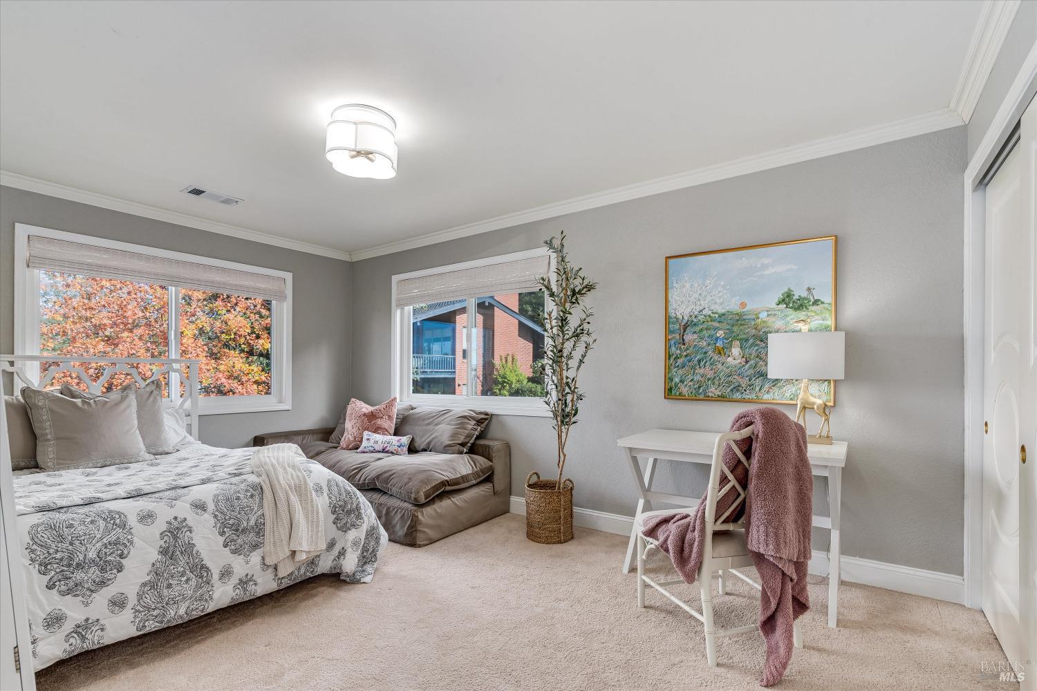 17 Saint Michael Cir