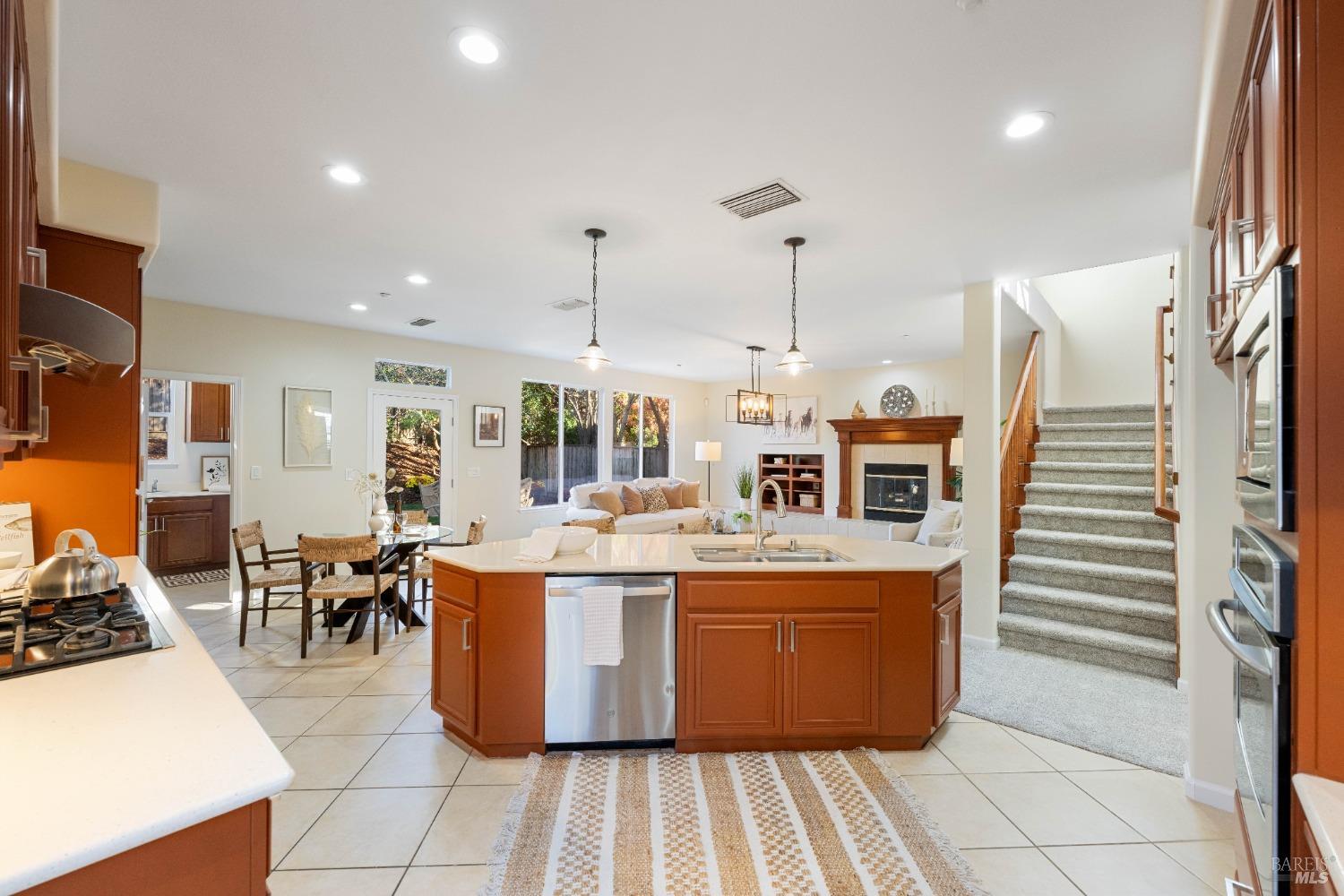 544 Wetlands Edge Rd