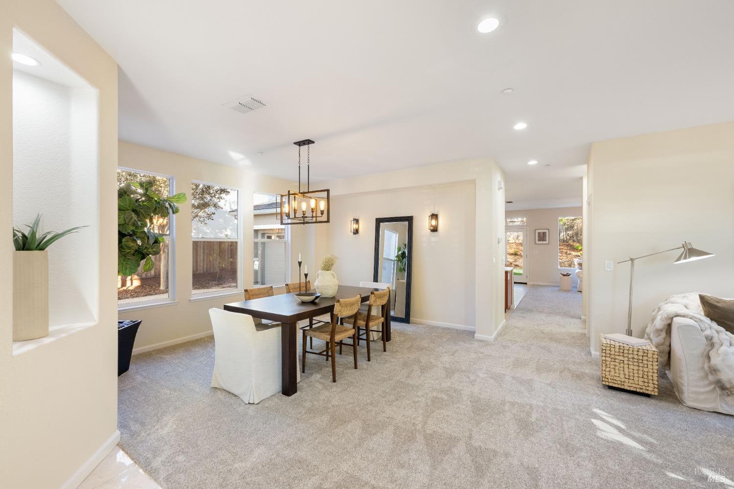 544 Wetlands Edge Rd