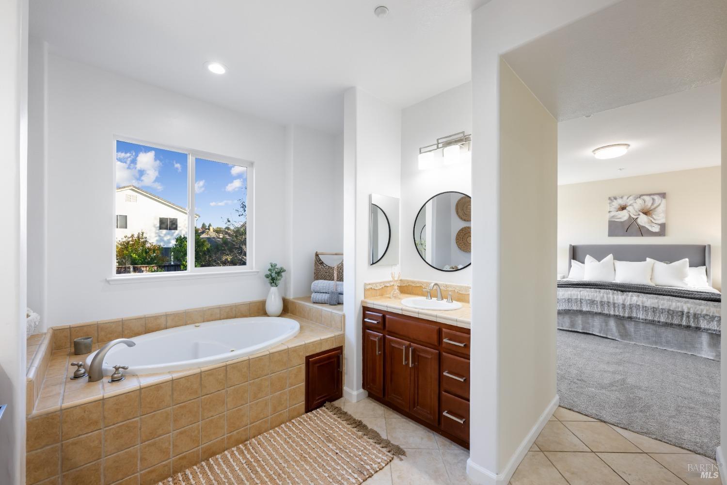 544 Wetlands Edge Rd