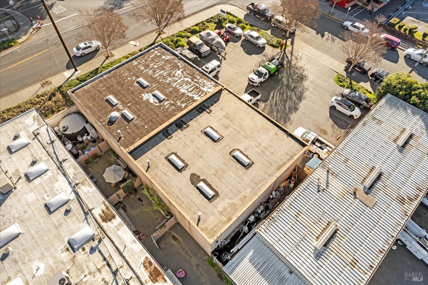 300 Taylor St