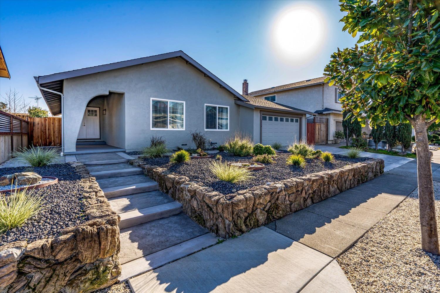 1779 Monarch Dr