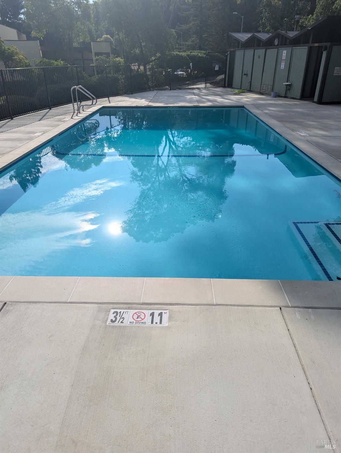 3146 Valley Green Ln