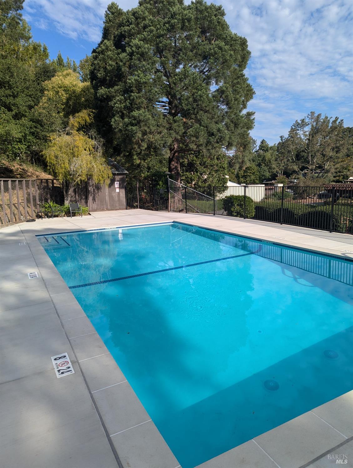 3146 Valley Green Ln