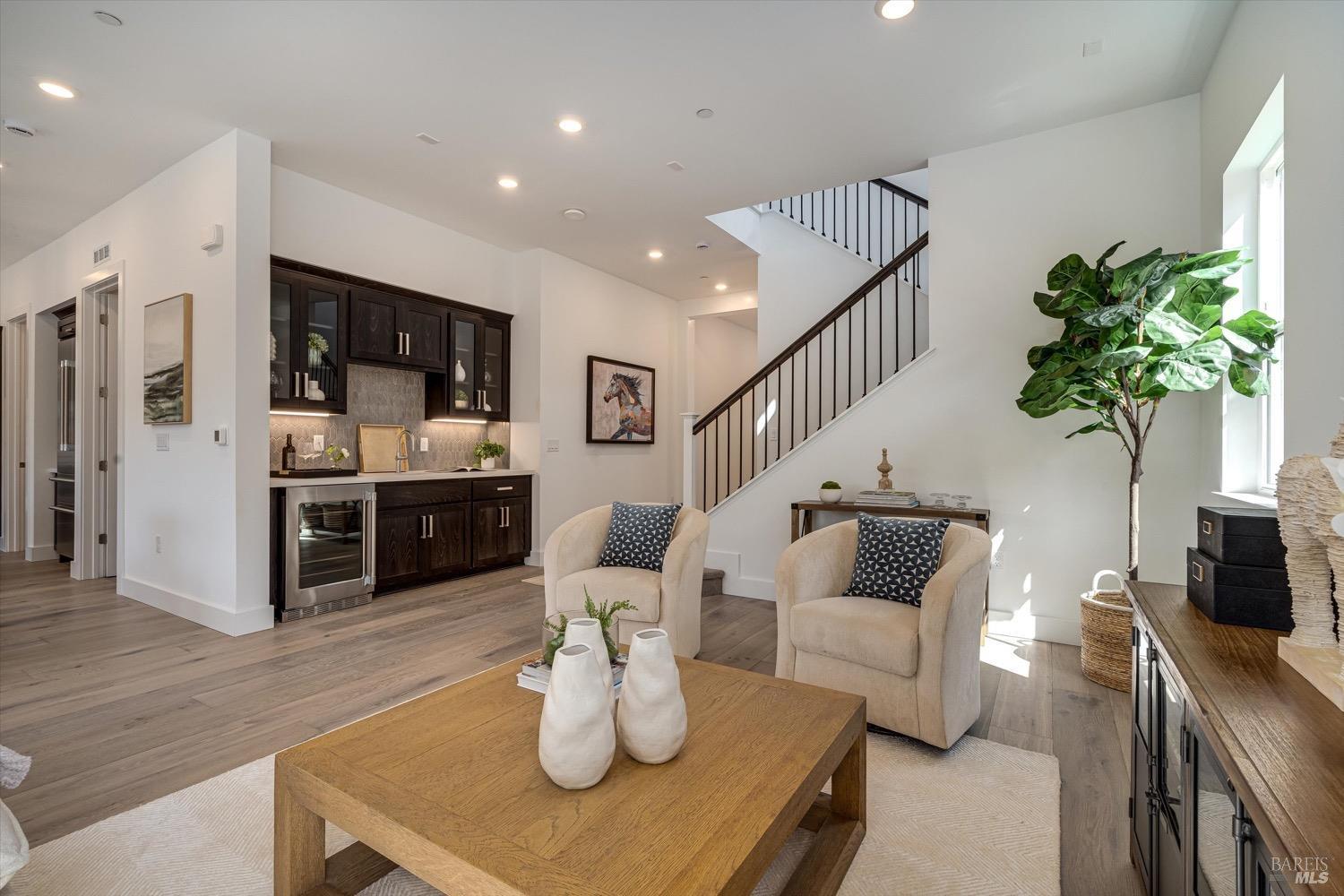 103 Grace Ln