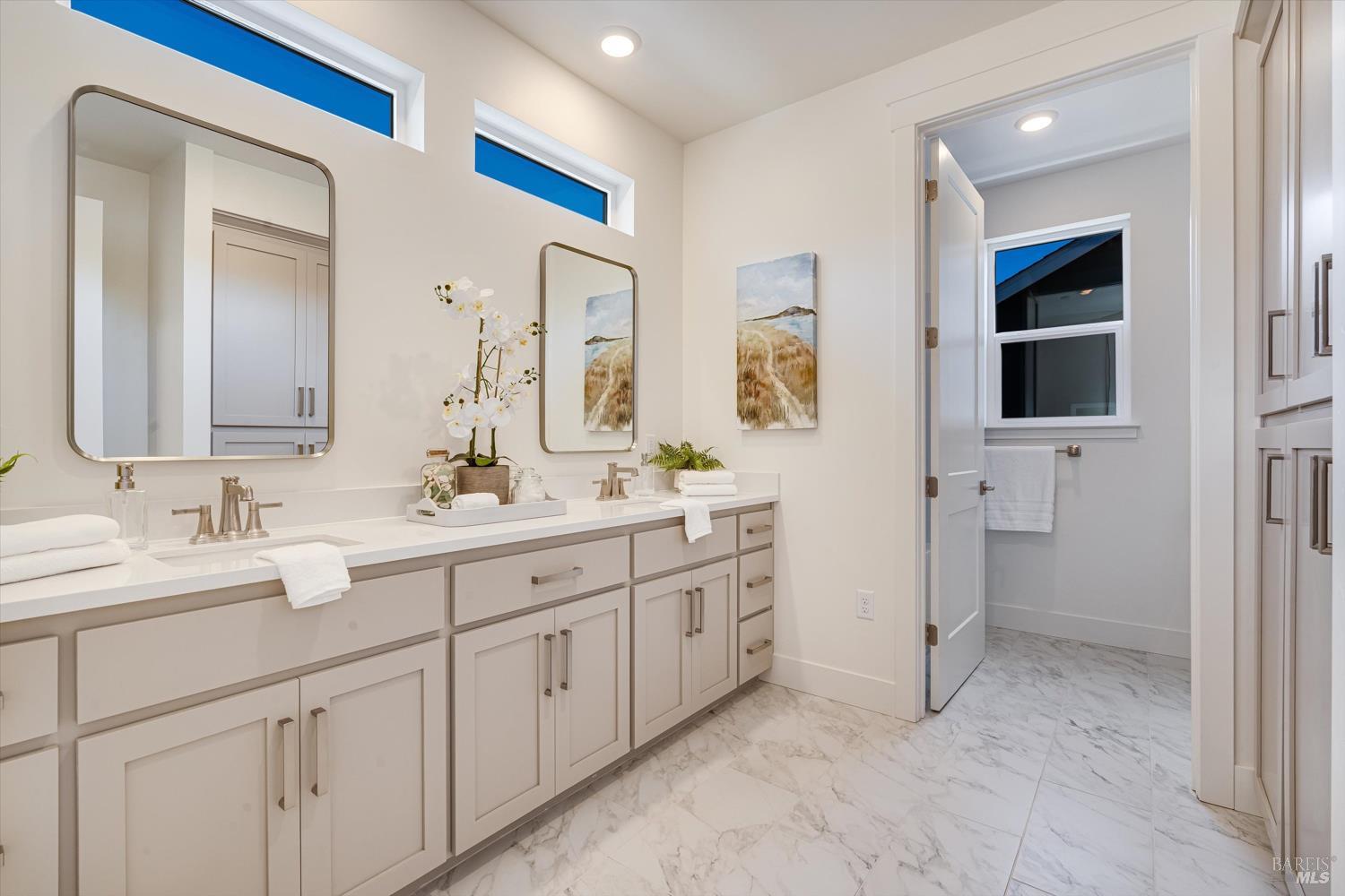 107 Grace Ln